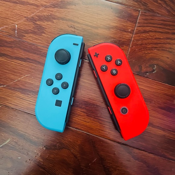Nintendo Switch!!!! - Picture 1 of 14